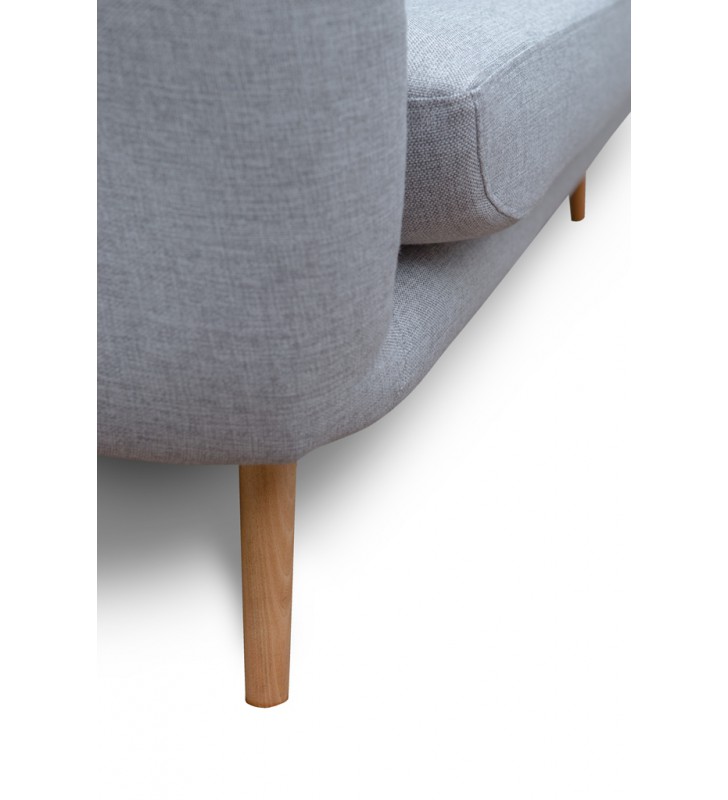 Jasnoszara sofa w stylu skandynawskim Stella